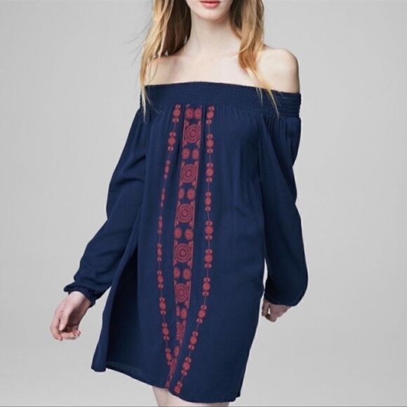 Aeoropostle Navy/Red Embroidered off The Shoulder Dress. Size Small. - Picture 1 of 8